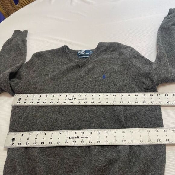 Polo Ralph Lauren Vintage Grey Lambswool V Neck Sweater Size Large - Picture 4 of 9